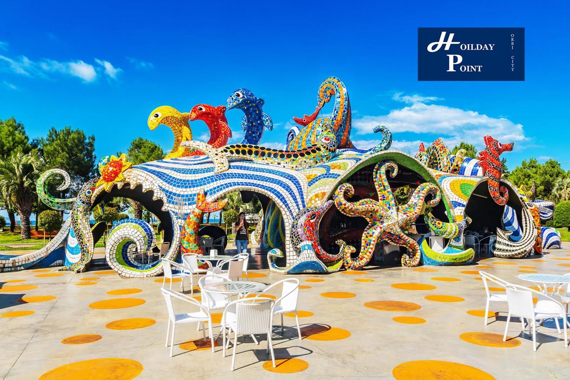 Holiday Point Orbi City Batumi Bagian luar foto