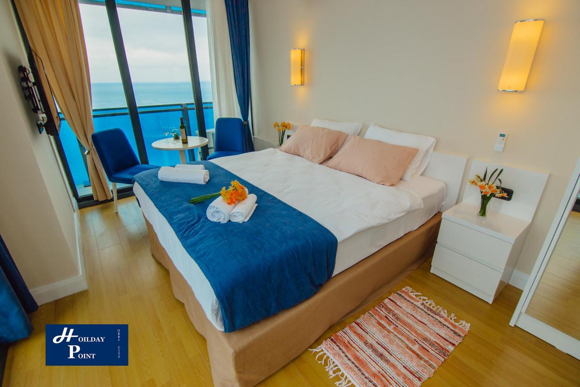 Holiday Point Orbi City Batumi Bagian luar foto