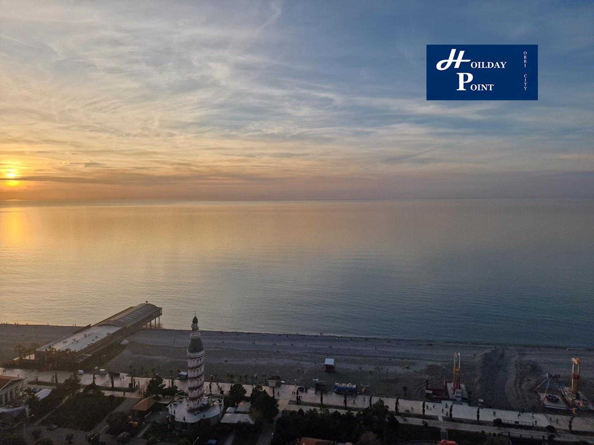 Holiday Point Orbi City Batumi Bagian luar foto