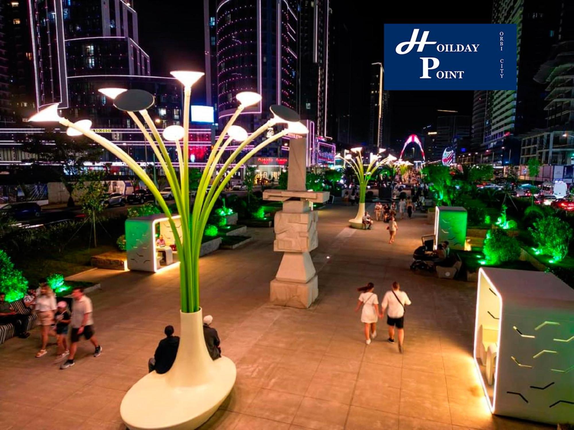 Holiday Point Orbi City Batumi Bagian luar foto